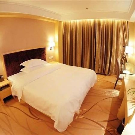Ronghe Holiday Hotel Shiyan  Екстер'єр фото