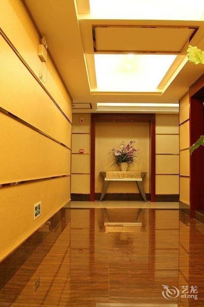 Ronghe Holiday Hotel Shiyan  Екстер'єр фото